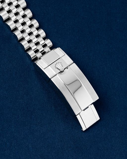 Rolex GMT Master II 126710 BLRO Image 3